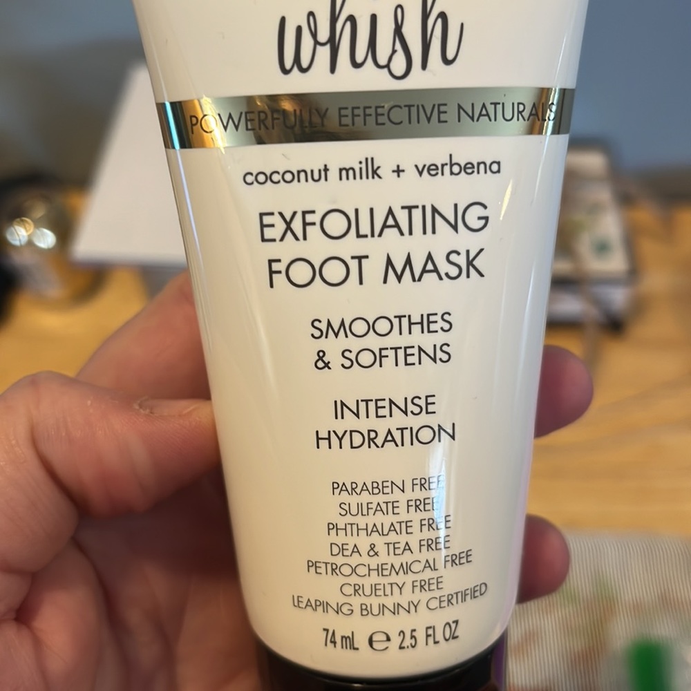 Exfoliating Foot Mask - Picture 2 of 6